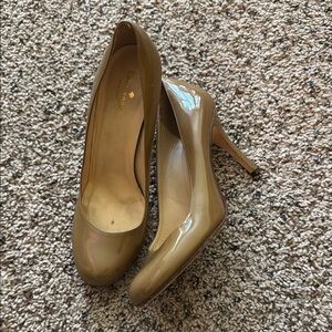 Kate Spade Tan Patent Leather Heels